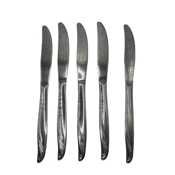 Set Of 5 Vintage Bermuda Pattern Stainless Steel Butter Knives By International - Picture 3 of 3